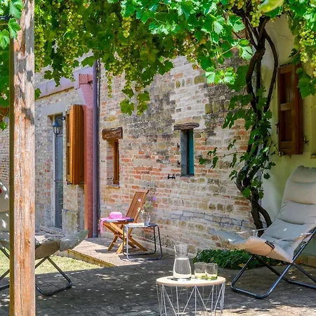 Casa Felicita 8 By Marche Villa